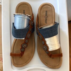 Minnetonka Tan and Denim / leather Blue Slide Sandals